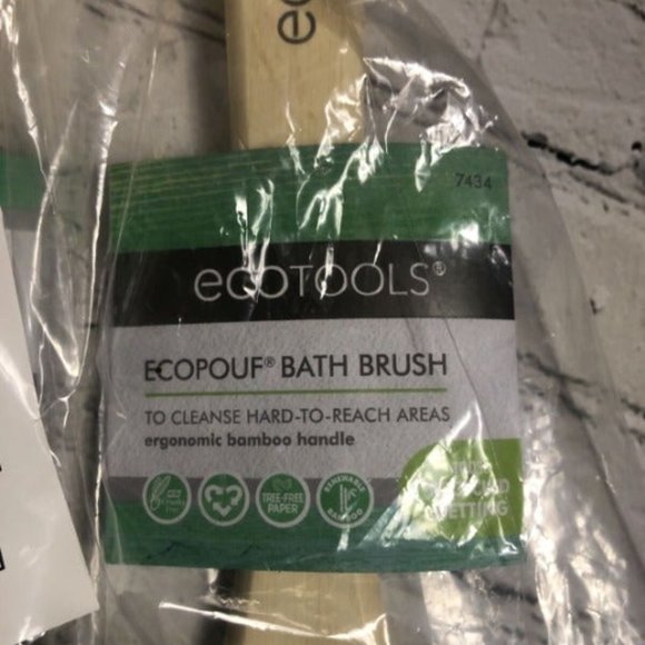 2 Pack Ecotools EcoPouf Bath Brush - Picture 4 of 4